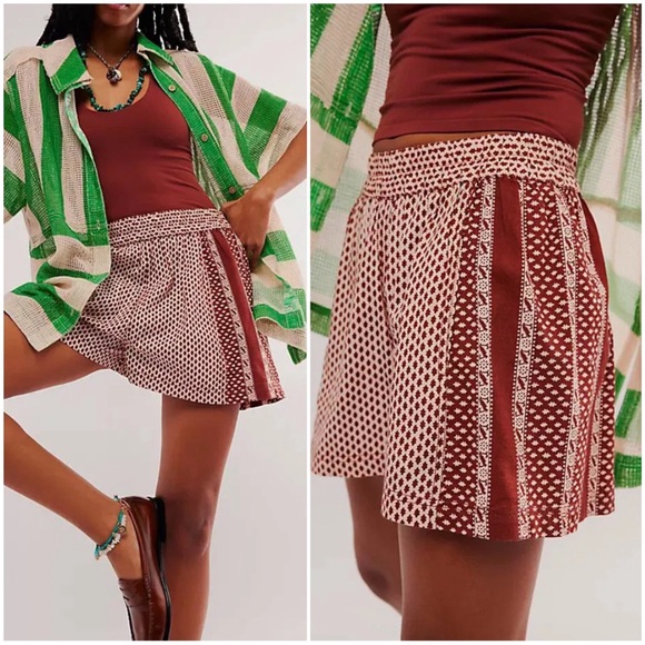 •FREE PEOPLE• Get Free Printed High Rise Pull-On Shorts in Cream & Burgundy Med - Picture 12 of 12